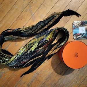 Hermes pleated scarf with box & instructions